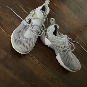 Grey Nike Presto’s